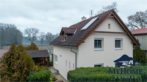 Prodej rodinného domu, 115 m² 2