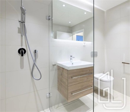 Pronájem bytu 1kk, 38 m² - 4