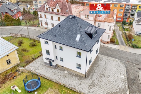 Prodej komerčního objektu, 218 m² 0