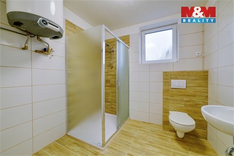 Prodej komerčního objektu, 218 m² - 2