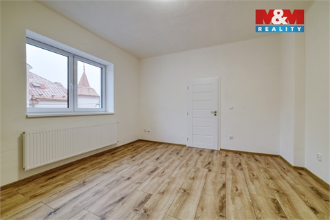 Prodej komerčního objektu, 218 m² - 16