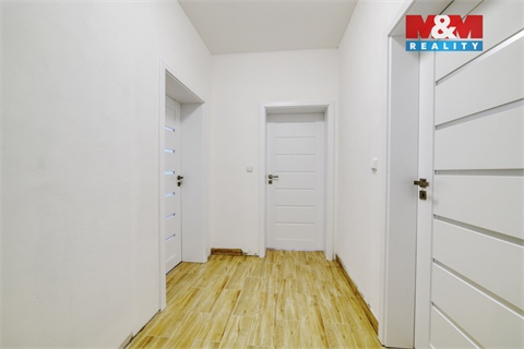 Prodej komerčního objektu, 218 m² 6