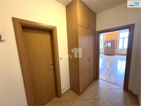Pronájem bytu 1kk, 43 m² 8