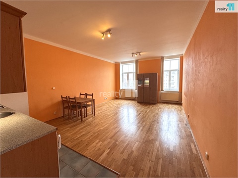 Pronájem bytu 1kk, 43 m² - 2
