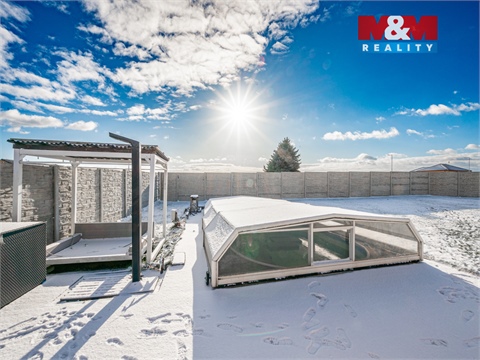 Prodej rodinného domu, 285 m² 16