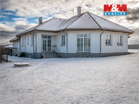 Prodej rodinného domu, 285 m² - 18