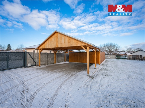 Prodej rodinného domu, 285 m² - 14