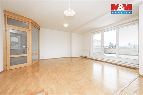 Prodej bytu 4kk, 94 m² - 0