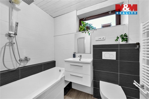 Prodej rodinného domu, 155 m² 24