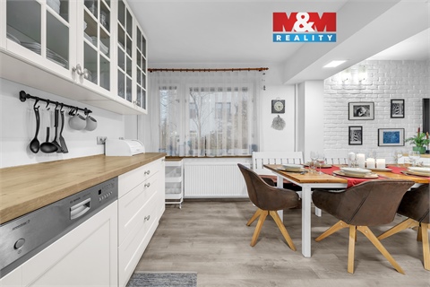 Prodej rodinného domu, 155 m² 0