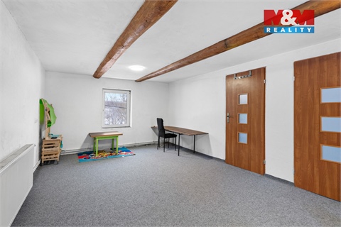 Prodej rodinného domu, 342 m² 8