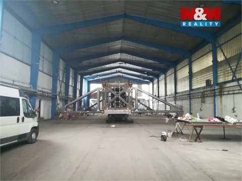 Pronájem skladu / haly, 960 m² - 2