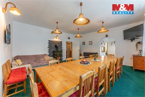 Prodej rodinného domu, 260 m² - 2