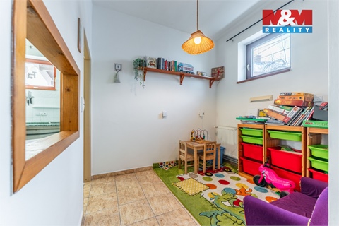 Prodej rodinného domu, 260 m² - 4