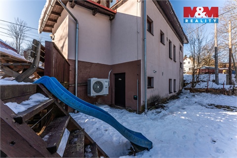 Prodej rodinného domu, 260 m² - 10