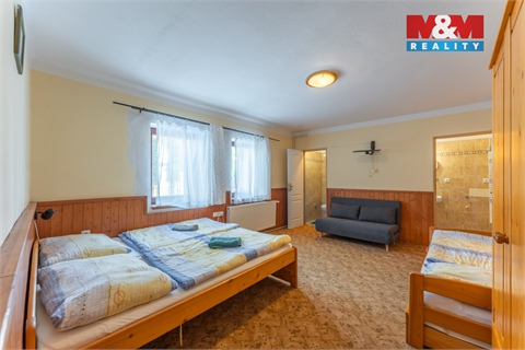 Prodej rodinného domu, 260 m² 14