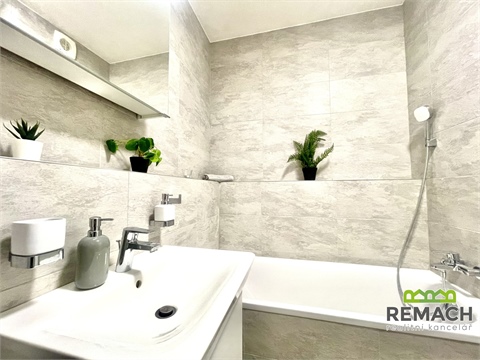 Pronájem bytu 2kk, 45 m² - 10