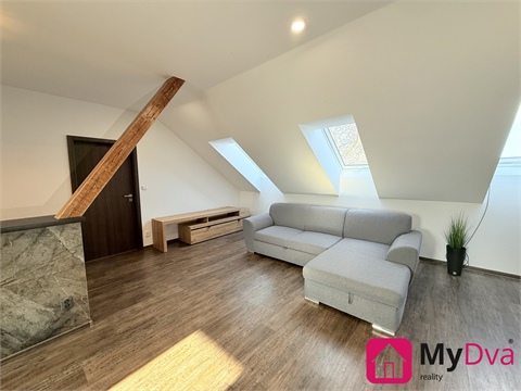 Pronájem bytu 3kk, 105 m² - 4