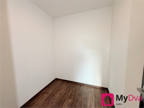 Pronájem bytu 3kk, 105 m² 10