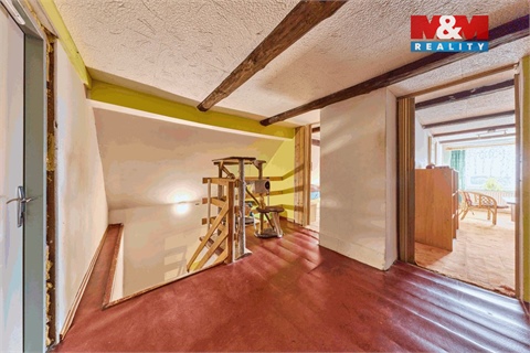 Prodej rodinného domu, 236 m² - 10