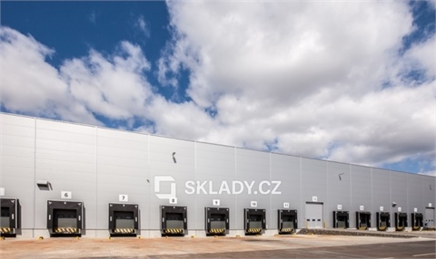Pronájem skladu / haly, 2 200 m² 0