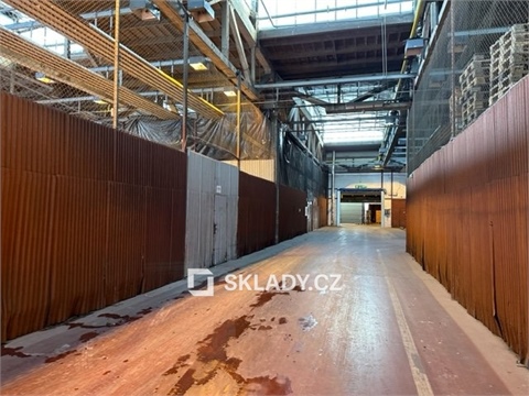 Pronájem skladu / haly, 1 000 m² - 2