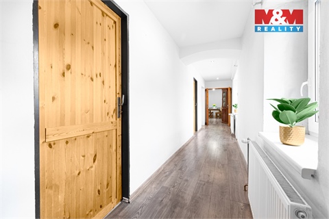 Prodej rodinného domu, 220 m² - 4