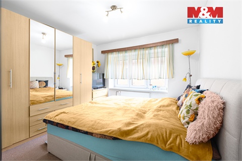 Prodej rodinného domu, 220 m² - 10