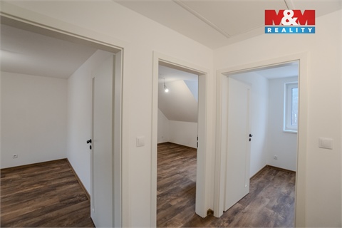 Prodej rodinného domu, 104 m² 14