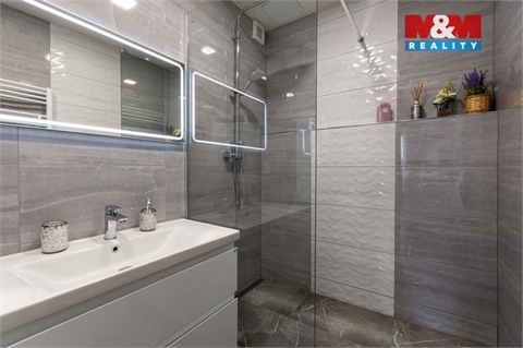 Prodej bytu 3+1, 67 m² 14