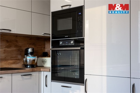 Prodej bytu 3+1, 67 m² 8