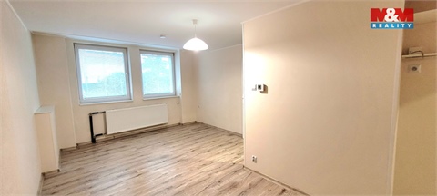 Pronájem bytu 1+1, 28 m² 2