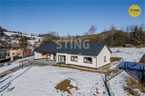 Pronájem rodinného domu, 126 m² 0