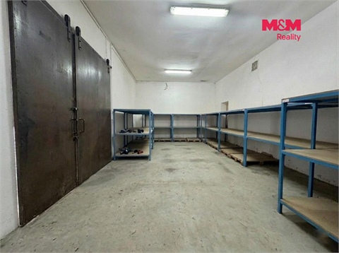Prodej skladu / haly, 500 m² 10