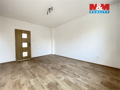 Pronájem bytu 1+1, 33 m² 2