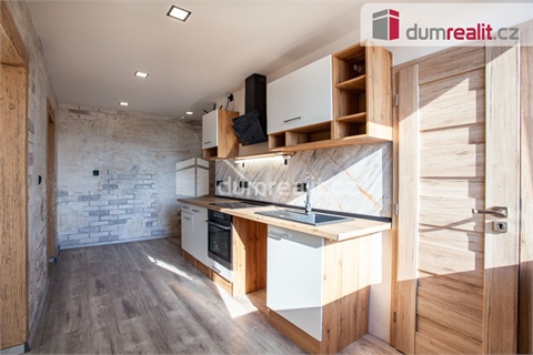 Pronájem bytu 2+1, 52 m² 12