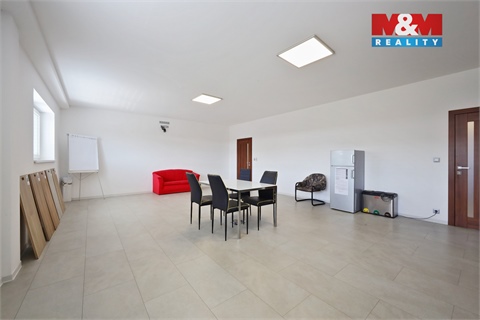 Prodej obchodních prostor, 1 381 m² 22