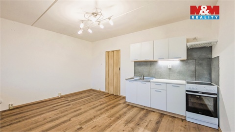 Pronájem bytu 1kk, 28 m² 2