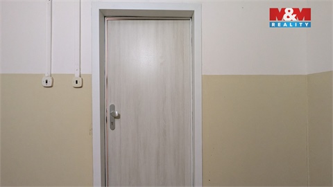 Pronájem bytu 1kk, 28 m² - 14