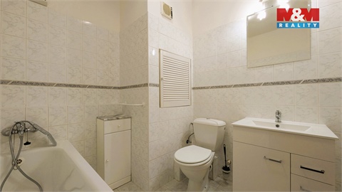 Pronájem bytu 1kk, 28 m² - 10