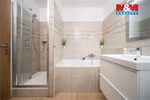 Prodej bytu 4kk, 86 m² - 12