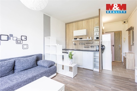 Pronájem bytu 1kk, 20 m² - 0