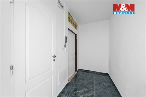 Prodej bytu 2+1, 71 m² 8