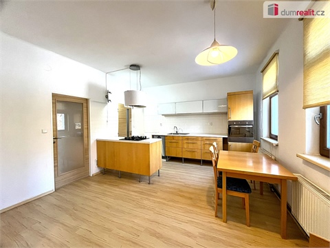 Prodej bytu 2+1, 74 m² 2