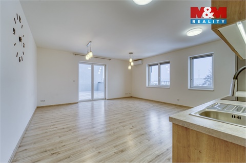 Pronájem bytu 3kk, 90 m² - 10