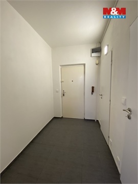 Pronájem bytu 1+1, 35 m² 6