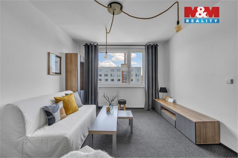 Pronájem bytu 1+1, 35 m² 2