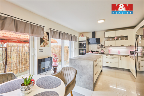 Prodej rodinného domu, 91 m² 2