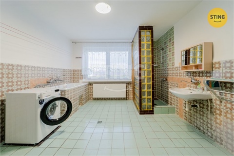 Prodej rodinného domu, 213 m² - 18