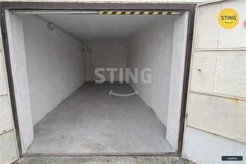 Pronájem garáže, 21 m² - 0